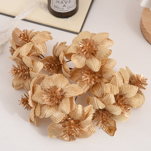 ของตกแต่งคริสต์มาส ช่อดอกไม้ไหมสีแดงทองจำลอง สำหรับทำพวงหรีด DIY ของตกแต่งต้นคริสต์มาส ขายส่ง - Product Image 6