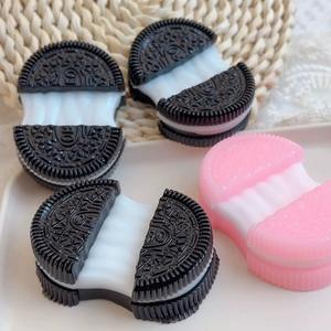 Juguete Antiestrés de Goma Suave TPR con Diseño de Galleta <span class=keywords><strong>OREO</strong></span>, Lindo Diseño de Fruta, Alivio de la Ansiedad, Juguete Sensorial para Apretar - Product Image 2