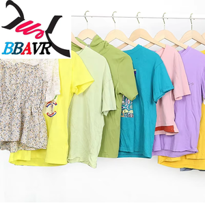 Lot de Blouses Femme d'Occasion – Balles de Vêtements Coréens 45kg en Polyester/Coton à Manches Courtes pour l'Été – Tenues Décontractées Toutes Tailles – Afrique - Product Image 3
