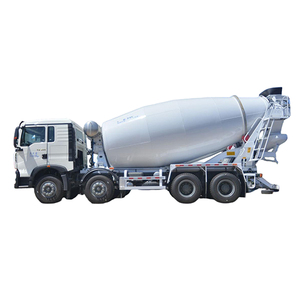 Camion malaxeur à béton HOWO TX 340 HP 8x4 de Chine, certifié sécurité anti-collision européenne, pour le transport de béton - Product Image 1
