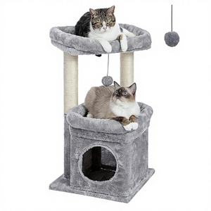 Arbre à chat moderne pour chats d'intérieur, avec condo privé et confortable, poteaux à gratter en sisal naturel et plastique, et pompons en peluche, pour petits chats - Product Image 1