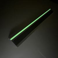 Nez d'escalier auto-lumineux en émeri gris de haute qualité visibilité toute la nuit sans électricité nécessaire pièces d'escalier essentielles