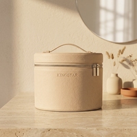 Trousse de Toilette Imperméable en Cuir Vegan Grainé Beige avec Fermeture Éclair pour Femme, Idéale pour les Voyages – Vente en Gros Usine Certifiée GRS BSCI, Logo Personnalisé
