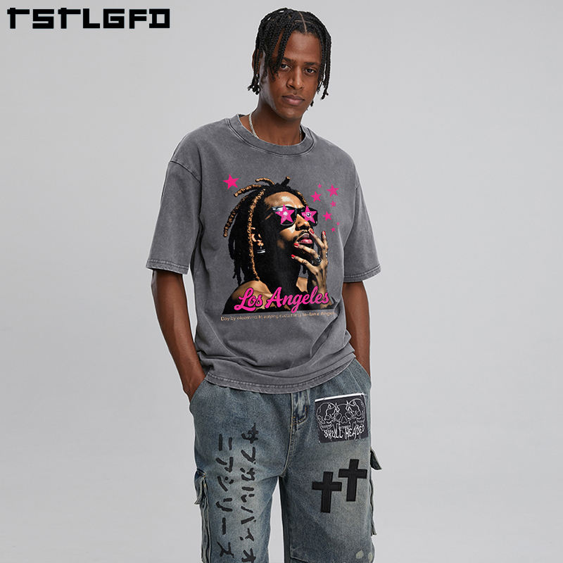 สีเทาเข้ม