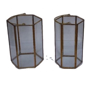 Lanterne géométrique en forme d'hexagone, terrarium en verre, fabriqué en laiton et en verre, disponible en noir, or rose, laiton antique, décoration d'intérieur - Product Image 1