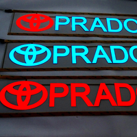 Autocollant lumineux de marque de voiture EL Décalcomanie de logo de véhicule Lumière LED Vinyle Support à faible coût Conception personnalisée