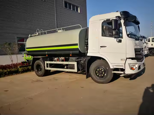 Camion-citerne d'eau de refroidissement sur site HOWO nouveau moteur à carburant diesel 4x2 et 6x4 et composants de base de pompe - Product Image 4