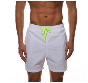 Shorts de bain blancs unis pour hommes, taille mi-haute, avec cordon de serrage, séchage rapide, décontractés, longueur courte - Product Image 1