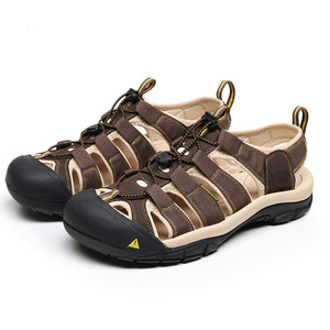 Sandalias de Aventura para Mujer Whisper, Punta Cerrada, Duraderas, Cómodas, Lavables, de Nailon, con Suela de Goma, Color Taupe/Amarillo Dorado - Product Image 3