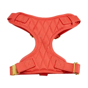 Luxury Red Microfiber Leather Dog Harness Leash Set Custom Logo Pu Leather Dog Harness Set No Pull Dog Collar Leash