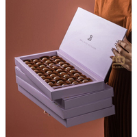 Boîte cadeau en carton solide avec séparateurs en plastique, insert en papier, boîte à chocolat, boîte à bonbons de mariage, boîte à chocolat artisanale, grande boîte
