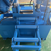 Scie à ruban hydraulique horizontale à double colonne GB4230, machine de découpe semi-automatique de 300 mm pour acier au carbone et acier inoxydable
