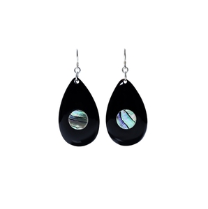 Boucles d'oreilles en corne de buffle artisanale Minh Giang, bijoux écologiques faits à la main, élégantes boucles d'oreilles pendantes en corne naturelle pour femmes - Product Image 2