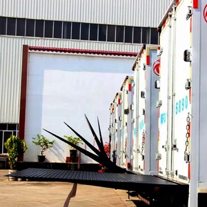 Xe Tải Thùng 26 Ft Đã Qua Sử Dụng Bán Chạy Có Cổng Nâng Cổng Đuôi Xe Nâng Điện Tự Động - Product Image 2