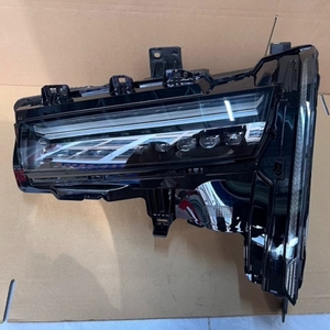 Phare d'origine pour Cadillac LYRIQ Système d'éclairage de voiture Phare à LED - Product Image 1