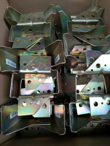 Manufacturer Popular Best Selling Carbon Steel Metal Joist Hanger for Wooden Connector - Product Image 4