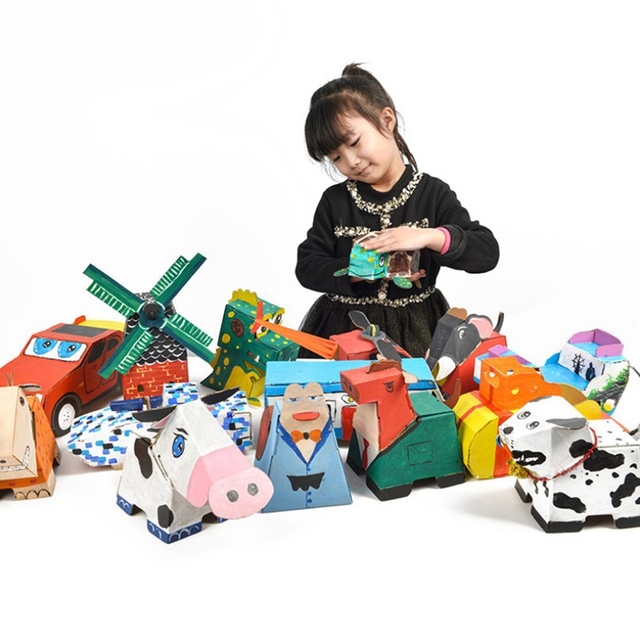 Hoye Crafts Wholesale Cardboard Painting Toy Different Shapes Kids Drawing Game Cute Doodle Cardboard Toy