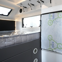 Caravanes de voyage tout-terrain hybrides modernes chinoises de luxe, pour 4 personnes, pour expéditions en plein air, remorquables, en composite sandwich, camping-car