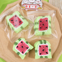 Nouveau réaliste pastèque saveur Toast TPR Squishy jouet soulagement du Stress cadeau pour enfants adultes pour un moment de détente