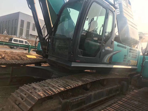 รถขุดตีนตะขาบโคเบลโก้ SK380 สีเขียวอมฟ้า 38 ตัน มือสอง ระบบไฮดรอลิก รุ่นปี 2020 เครื่องยนต์ - Product Image 3