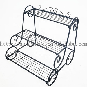 Étagère de rangement pour Pot de fleurs, 3 niveaux, support organiseur noir en métal robuste pour plantes à usage intérieur et extérieur avec roues décoratives - Product Image 4