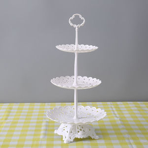 ขาตั้ง<span class=keywords><strong>เค้ก</strong></span>อะคริลิกใสแบบหลายชั้น สำหรับจัดแสดงคัพ<span class=keywords><strong>เค้ก</strong></span>และขนมหวานในงานแต่งงานอย่างหรูหรา - Product Image 1