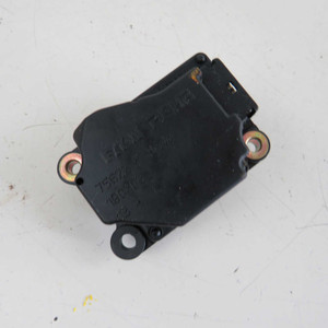 Servomotore Attuatore Riscaldatore 75622F Volvo XC 90 2002-2006 Usato (55348) - Product Image 1