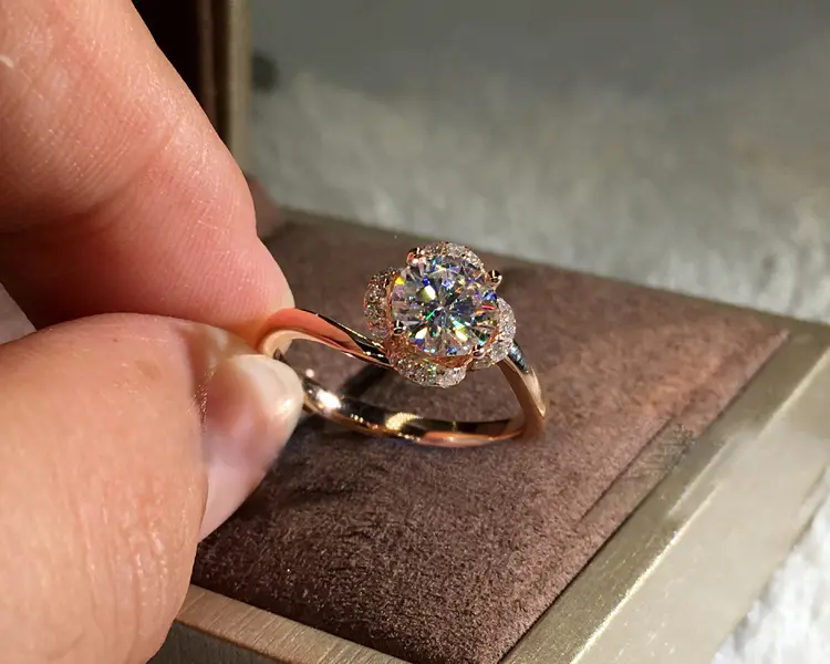 Модное и роскошное Платиновое Покрытие розовое золото негабаритное циркониевое кольцо для женщин изысканный подарок ювелирных изделий