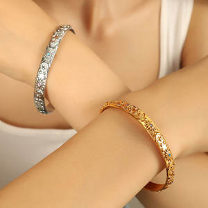 Custom Luxury 316L Stainless Steel 14k 18k Pvd Gold Plated Fashion <b>Bracelet</b> & <b>Bangles</b> Celestial Open <b>Bangle</b> <b>Bracelet</b> for Women - Product Image 4