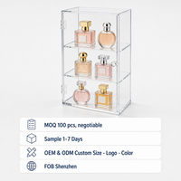 Exhibidor de Perfumes de Acrílico Calic, Transparente, de 3 Niveles, con Puerta Abatible, para Tiendas Minoristas, Tamaño Personalizado, OEM, Venta al Por Mayor