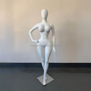 مانيكانات عرض أزياء نسائية فاخرة من الألياف الزجاجية، بتصميم بوتيك BBL، بجسم كامل، مقاسات كبيرة، برأس، بتصميم منحني، بحمالة صدر كبيرة، بلون ذهبي مطفي - Product Image 4