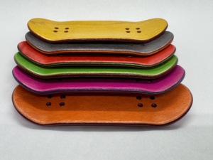 เด็คฟิงเกอร์บอร์ดคุณภาพสูงระดับมืออาชีพ ทำจากไม้เมเปิลแคนาดา ย้อมสีหลายชั้น ขนาด 32 มม. และ 34 มม. - Product Image 6