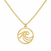 Collier pendentif rond creux en acier inoxydable plaqué or 18 carats personnalisé, motif vague, bijoux de plage et de surf, cadeau, inaltérable et étanche