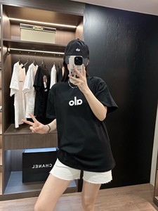 T-shirt Casual da Donna in Cotone a Maniche Corte, Vestibilità Ampia, con Effetto Lavato e Strappi, Stampa Lettering, Collezione Estiva 2025, Originale di Fabbrica, per <span class=keywords><strong>Coppia</strong></span> - Product Image 5