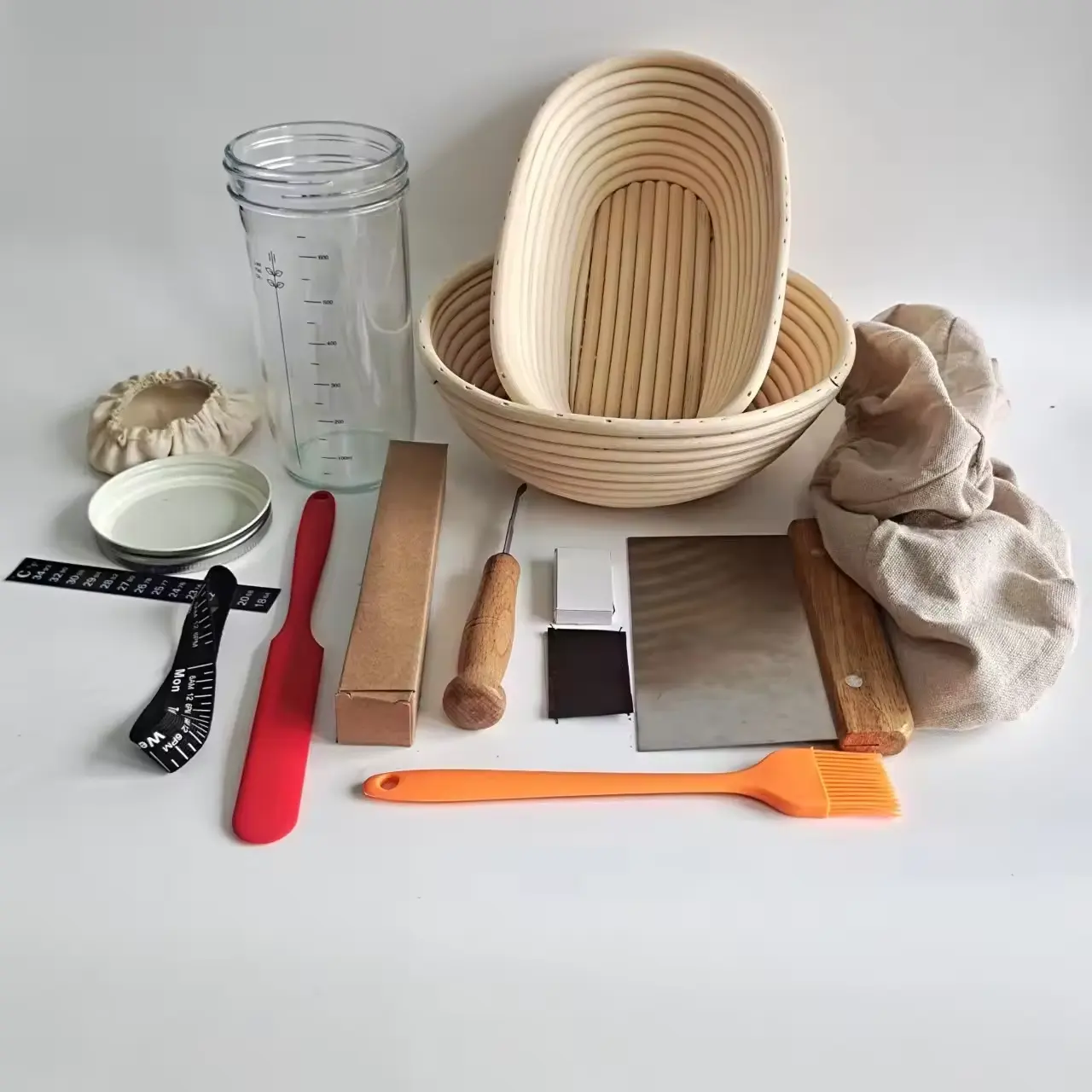 Conjunto de cesta de fermentação de pão de rattan personalizado à prova de pão feito à mão