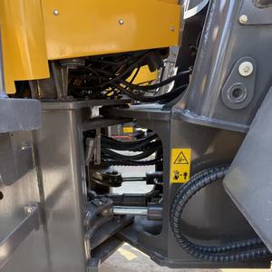 Chargeuse sur pneus SDLG LG936L 3 tonnes avec moteur Yuchai et commande hydraulique pilotée pour un maniement et un chargement efficaces des matériaux - Product Image 3