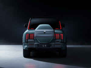 2024 BYD Yangwang U8 SUV grande de lujo 1000km CLTC de rango extendido 1197Ps gasolina/eléctrico versión todoterreno nuevo vehículo de energía - Product Image 4