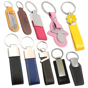 Porta-chaves em couro PU falso luxuoso com logotipo de carro com faixa de sublimação personalizada para homens, porta-chaves em couro PU personalizado
