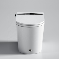 WC allongé intelligent en céramique moderne entièrement automatique avec chasse d'eau par siphon, siège chauffant, télécommande et fixation au sol à pression d'eau