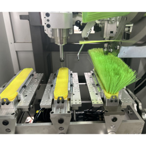 <span class=keywords><strong>CNC</strong></span> bàn chải <span class=keywords><strong>tufting</strong></span> Máy 5-trục điều khiển chính xác cho con lăn bàn chải, bàn chải đĩa và nhiều ngành công nghiệp và kỹ thuật bàn chải - Product Image 2