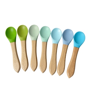 批发不含 BPA 无毒食品级可重复使用餐勺礼品餐具婴儿硅胶勺叉套装儿童用 - Product Image 4