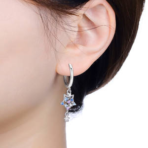 Nuevos pendientes de estrella y luna con temática de estrellas y lunas, de latón blanco con circonita de corte redondo para mujer, regalo romántico de aniversario - Product Image 4