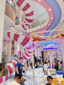 Casa de Juegos Interior para Niños con <span class=keywords><strong>Columpio</strong></span> <span class=keywords><strong>y</strong></span> Toboganes de Plástico, Juguetes para Cuarto de Juegos <span class=keywords><strong>Infantil</strong></span> Hechos de Material PE - Product Image 2