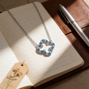 Collier trèfle à quatre feuilles porte-bonheur en opale, pendentif amulette de protection en forme de trèfle irlandais pour femmes et adolescentes - Product Image 4