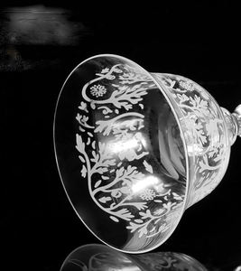 Verre à cocktail créatif triangle ivre d'été style fleur torréfiée verre à cocktail martini frais et simple - Product Image 5