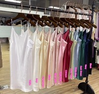 RTS Robe de nuit sexy de luxe pour femme en satin, col en V, sans manches, bretelles réglables, style camisole, pour fête nuptiale et tenue de matin
