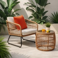Tropischer Rattan-Sofa-Set für Poolbereich, Garten, Hotelbalkon mit Akzentkissen
