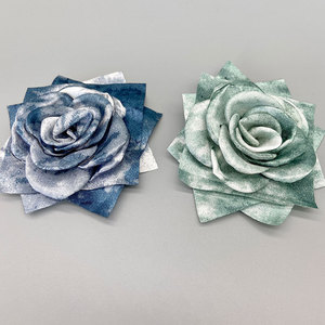 Flor de tela rosa hecha a mano de 8.5cm para boda, broche DIY para decoración de zapatos, sombreros y ropa. - Product Image 4