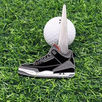 Pengusir Garpu Golf Logam Paduan Seng Bentuk Sepatu Penolak Penanda Golf Logam Campuran Hijau Alat Perbaikan Divot Desain Sepatu Cabang Tunggal
