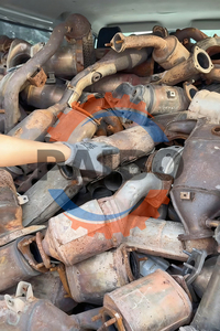 Machine de découpe et de décanneage de convertisseurs catalytiques, broyeur de <span class=keywords><strong>recyclage</strong></span> de convertisseurs catalytiques, cisaille pour découpe de catalyseurs d'échappement - Product Image 4